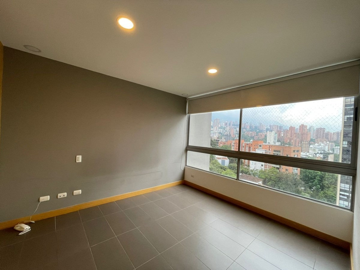 ARRIENDO APTO CON HERMOSOS TERMINADOS | POBLADO ALTO MEDELLIN