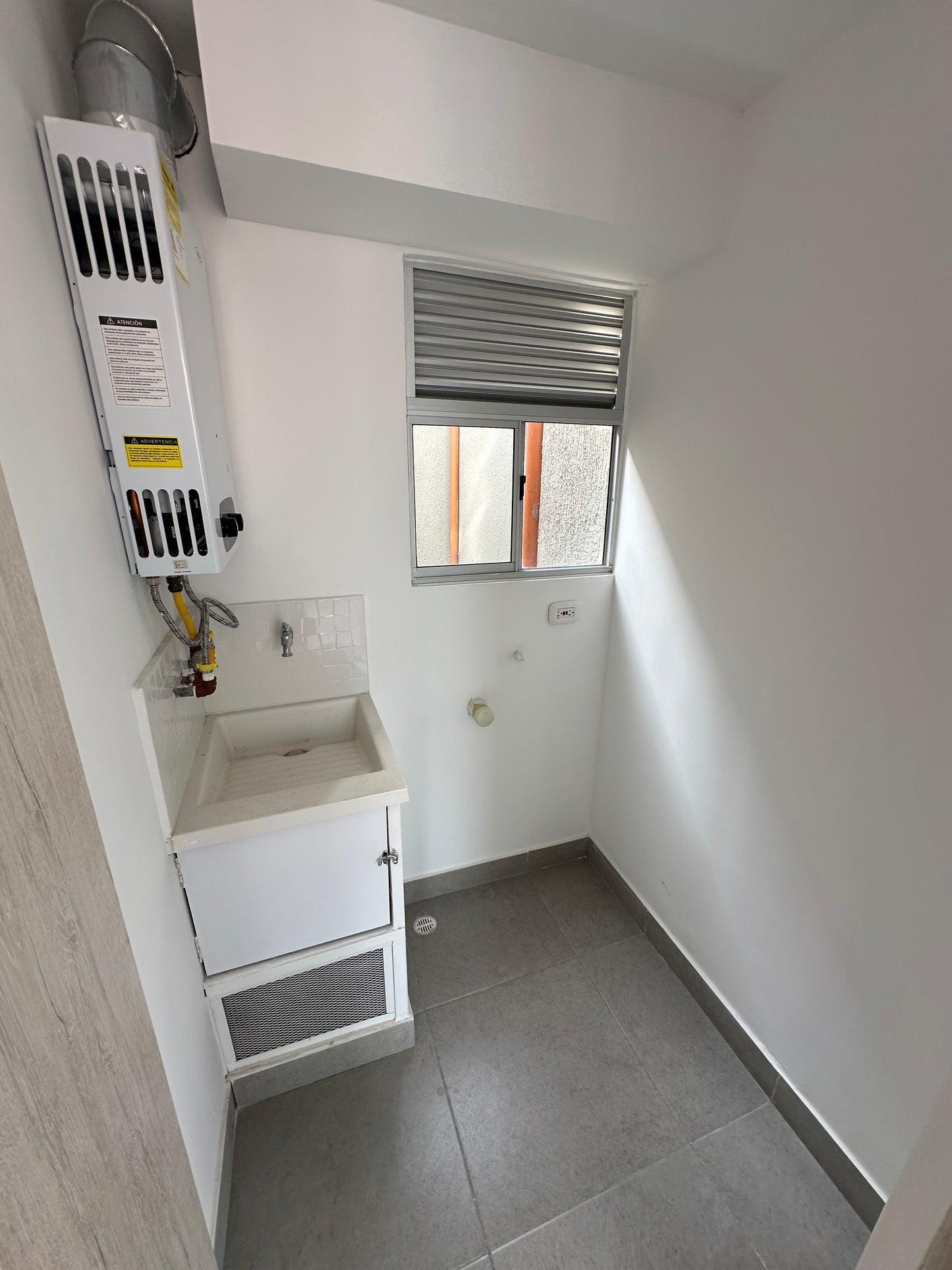 ARRIENDO APTO CON PRQUEADERO | MADRID CUNDINAMARCA