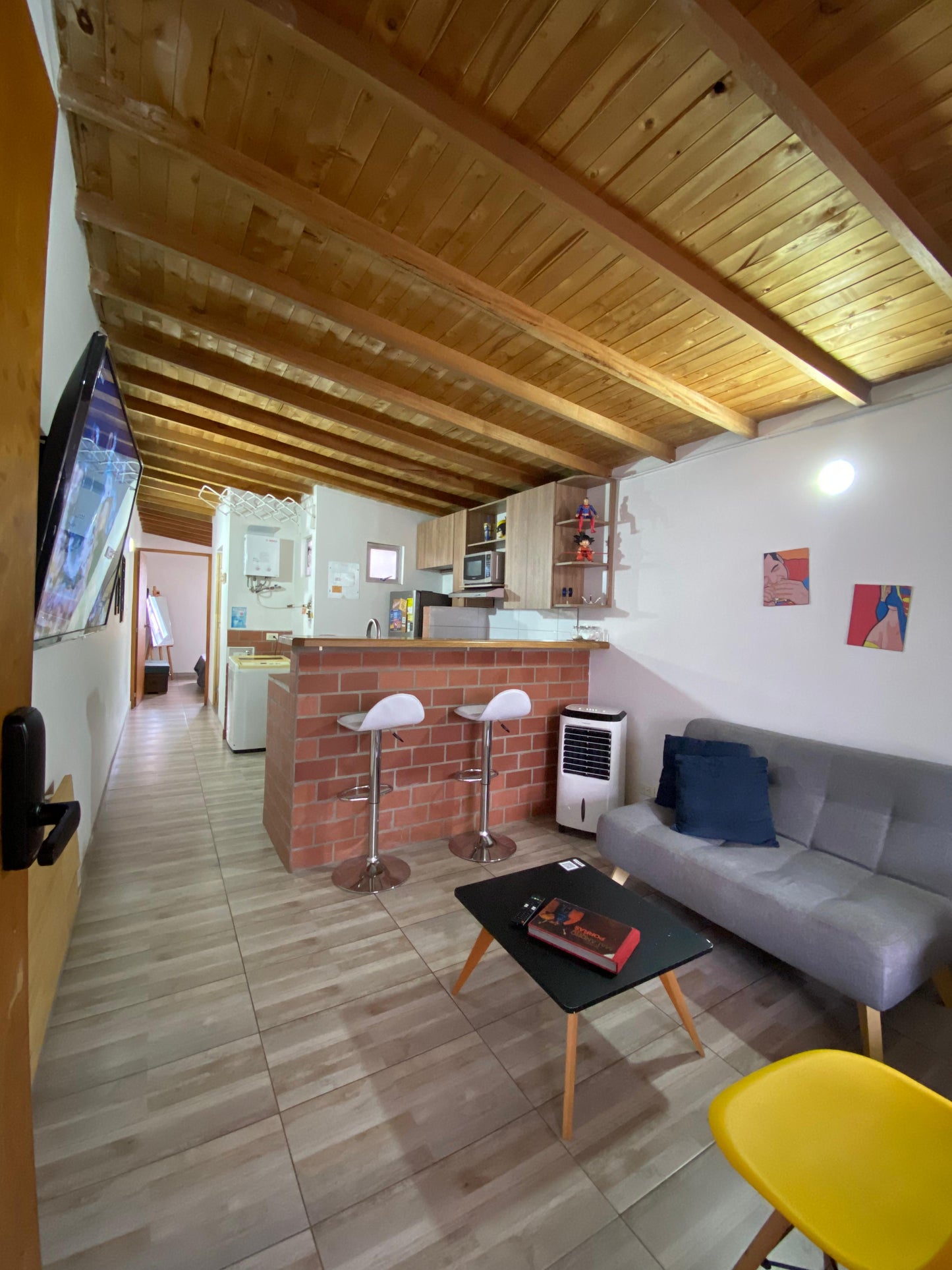 ARRIENDO APARTAESTUDIO AMOBLADO | LAURELES ESTADIO MEDELLÍN