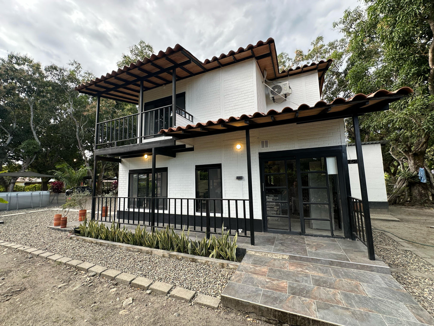 VENDO CASA CAMPESTRE EN EL GUAMO TOLIMA