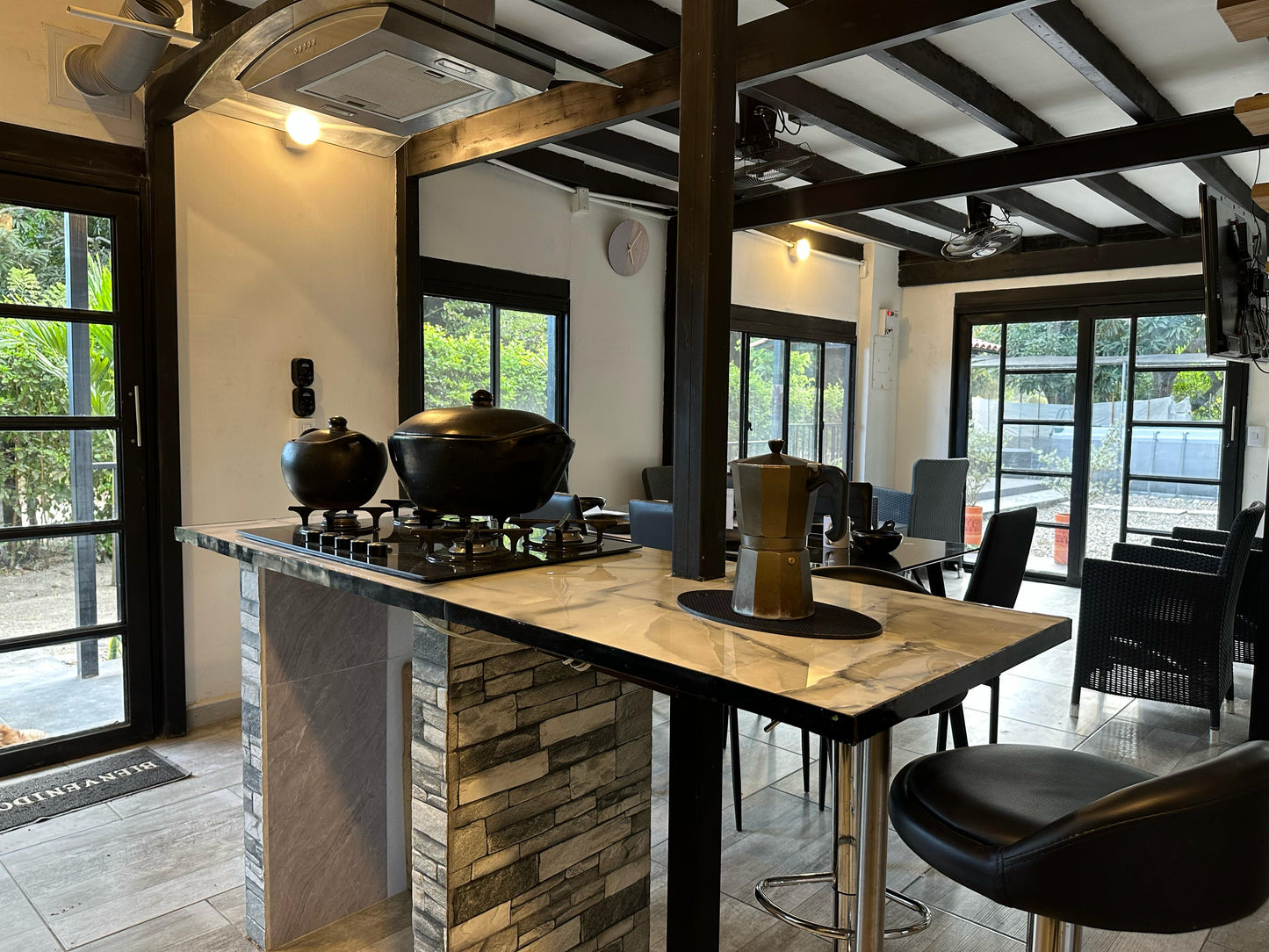 VENDO CASA CAMPESTRE EN EL GUAMO TOLIMA