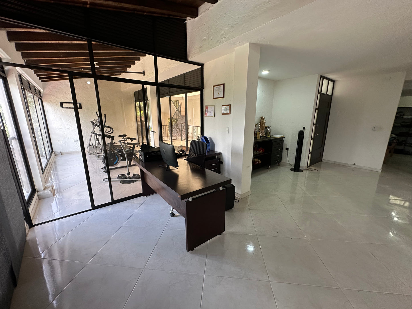ARRIENDO CASA QUINTA DE 2700 M2