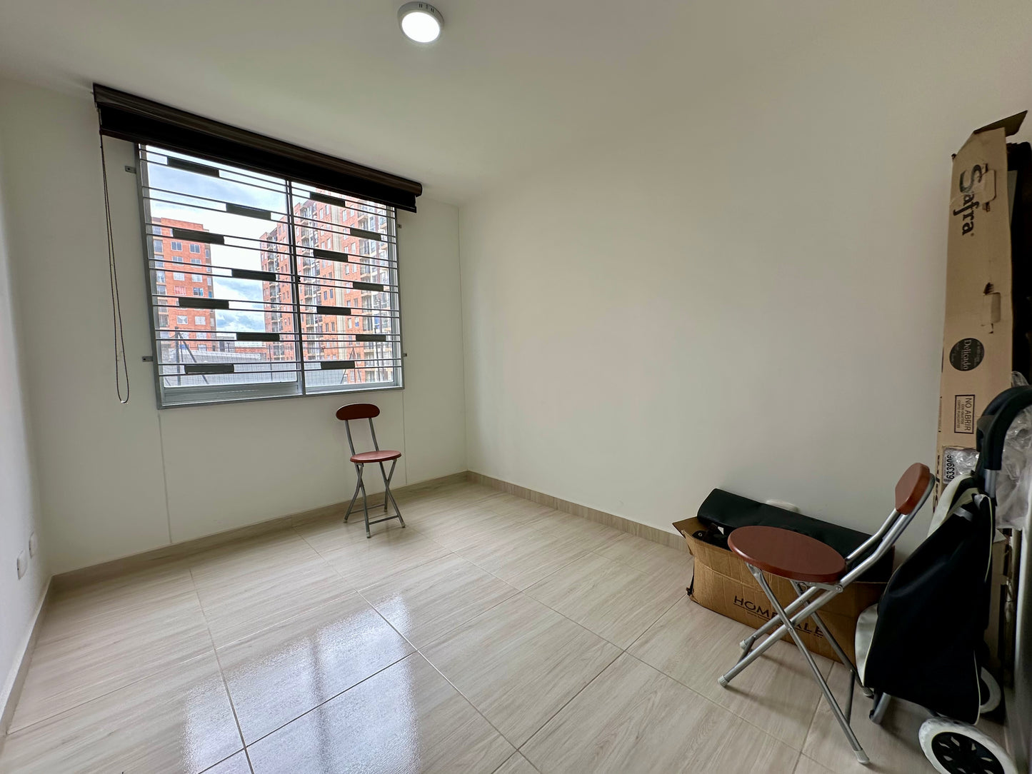 VENDO APTO CON EXCELENTES TERMINADOS | MADRID CUNDINAMARCA