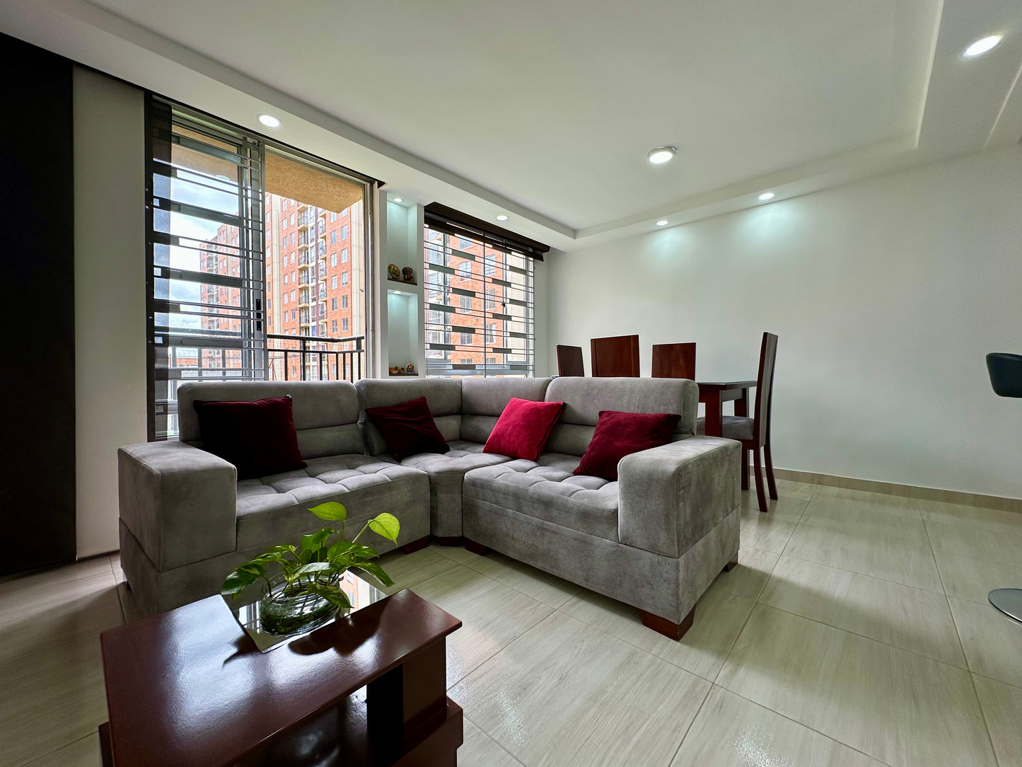 VENDO APTO CON EXCELENTES TERMINADOS | MADRID CUNDINAMARCA