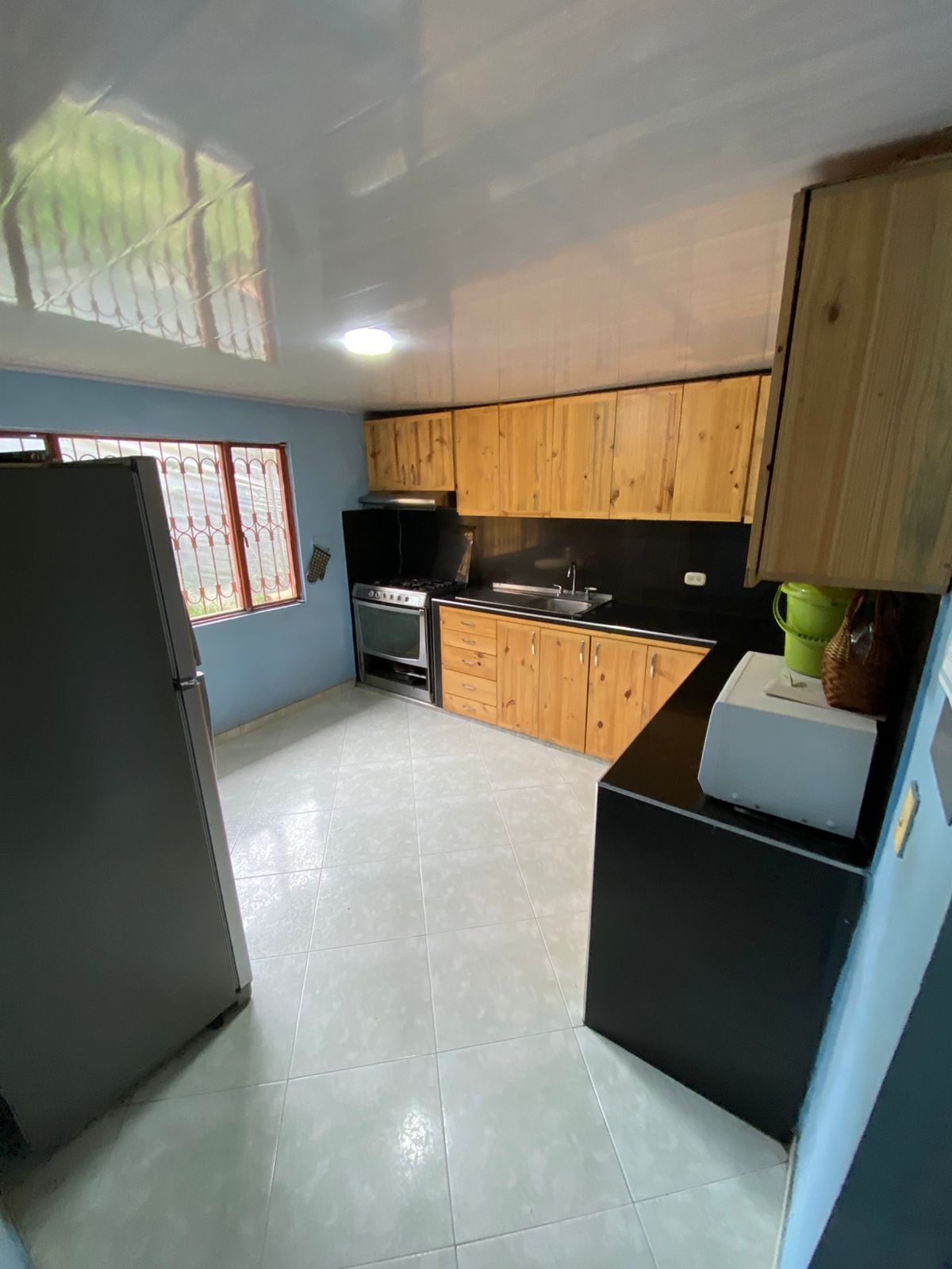 VENDO HERMOSA CASA CAMPESTRE EN PUENTE PIEDRA| BBQ, PARQUEADEROS, ZONA VERDE AMPLIA