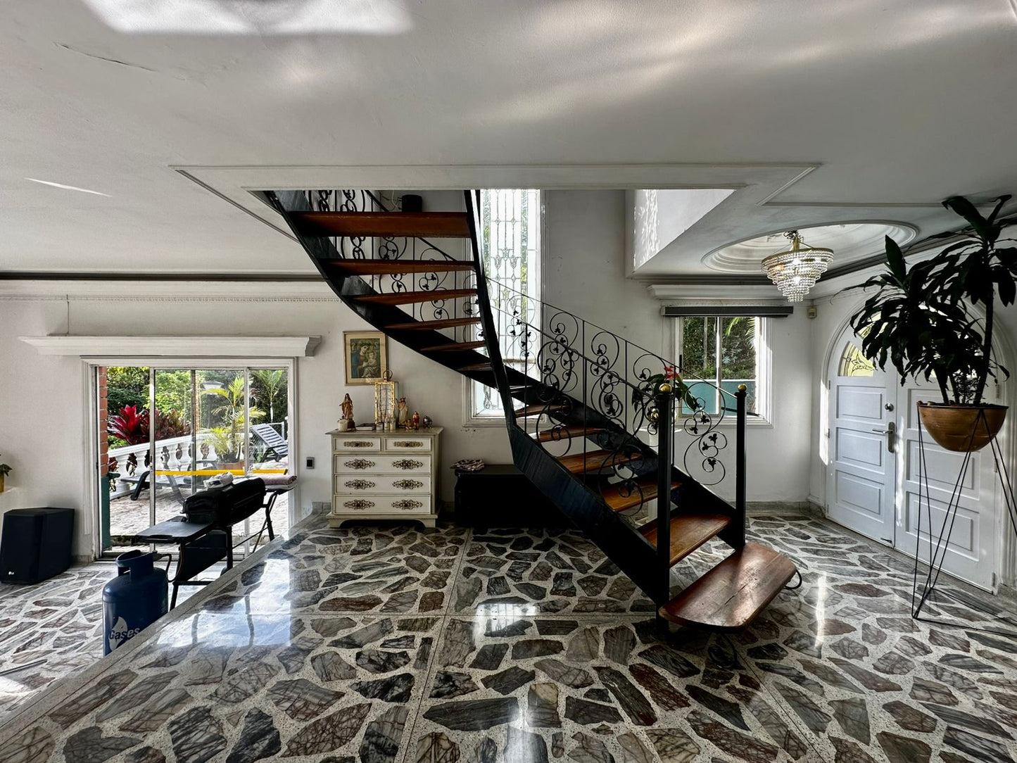 ARRIENDO CASA LUXURY | LAS PALMAS, MEDELLIN