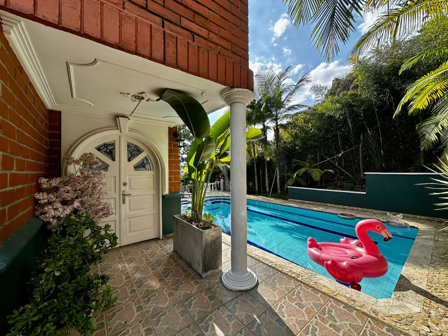 ARRIENDO CASA LUXURY | LAS PALMAS, MEDELLIN