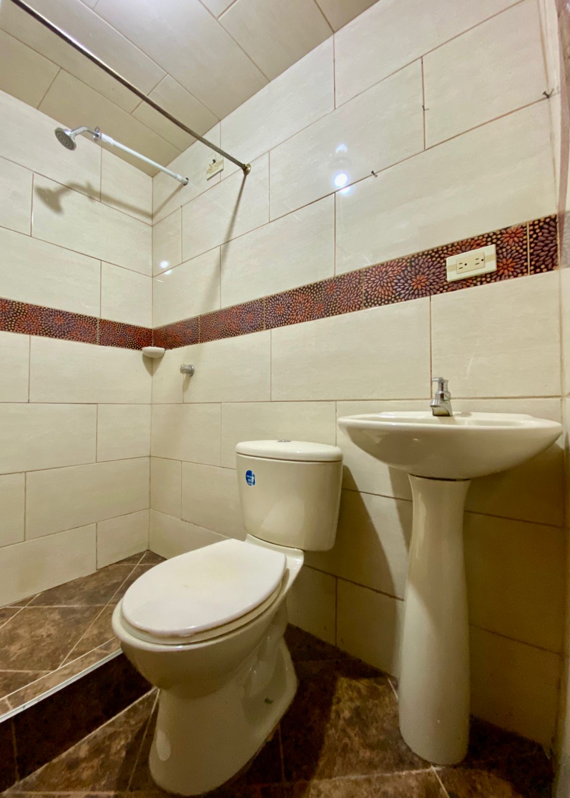ARRIENDO APTO AMPLIO | GUSTAVO RESTREPO BOGOTÁ