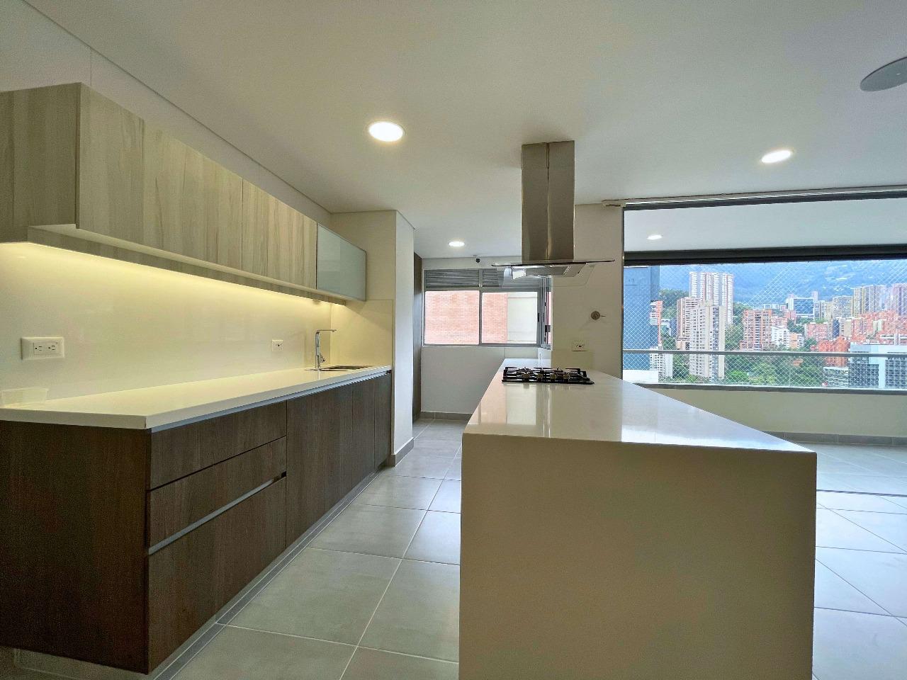 VENDO APARTAMENTO DE LUJO | POBLADO, ANTIOQUIA