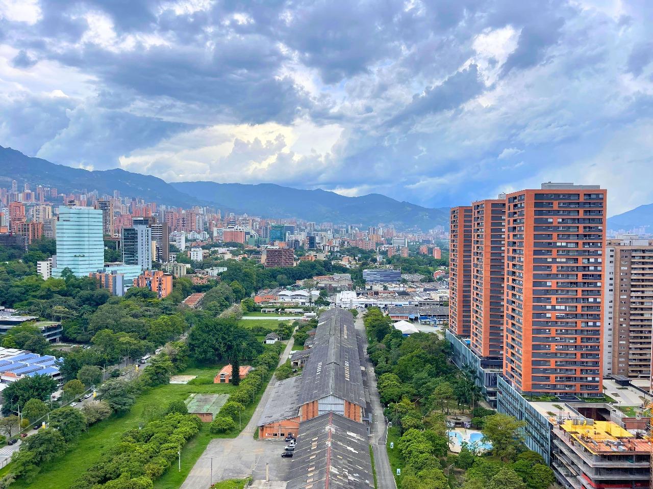 VENDO APARTAMENTO DE LUJO | POBLADO, ANTIOQUIA
