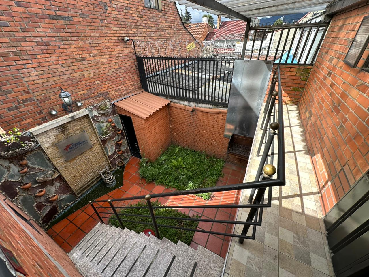 ARRIENDO CASA COMERCIAL AMPLIA | LA CASTELLANA BOGOTÁ