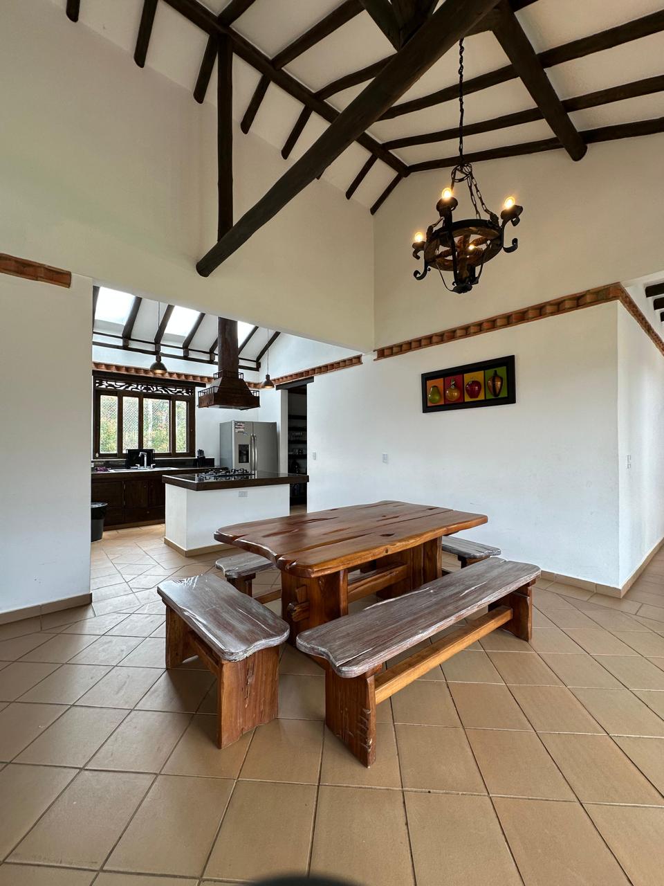 VENDO HERMOSA CASA DE 1600M2 | VILLA DE LEYVA