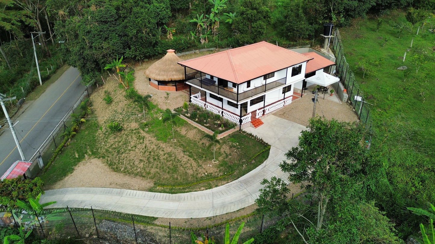 VENDO CASA LOTE DE 1056 M2 | SAN ANTONIO DEL TEQUENDAMA