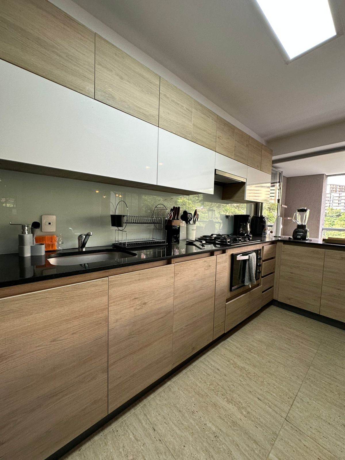 ARRIENDO APARTAMENTO AMOBLADO | EL POBLADO, ANTIOQUIA