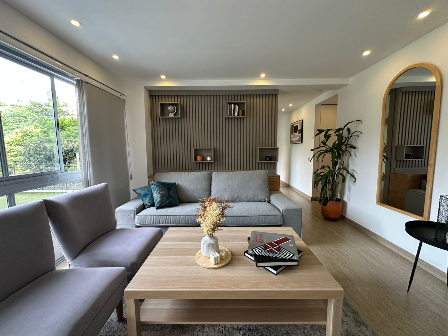 ARRIENDO APARTAMENTO AMOBLADO | EL POBLADO, ANTIOQUIA