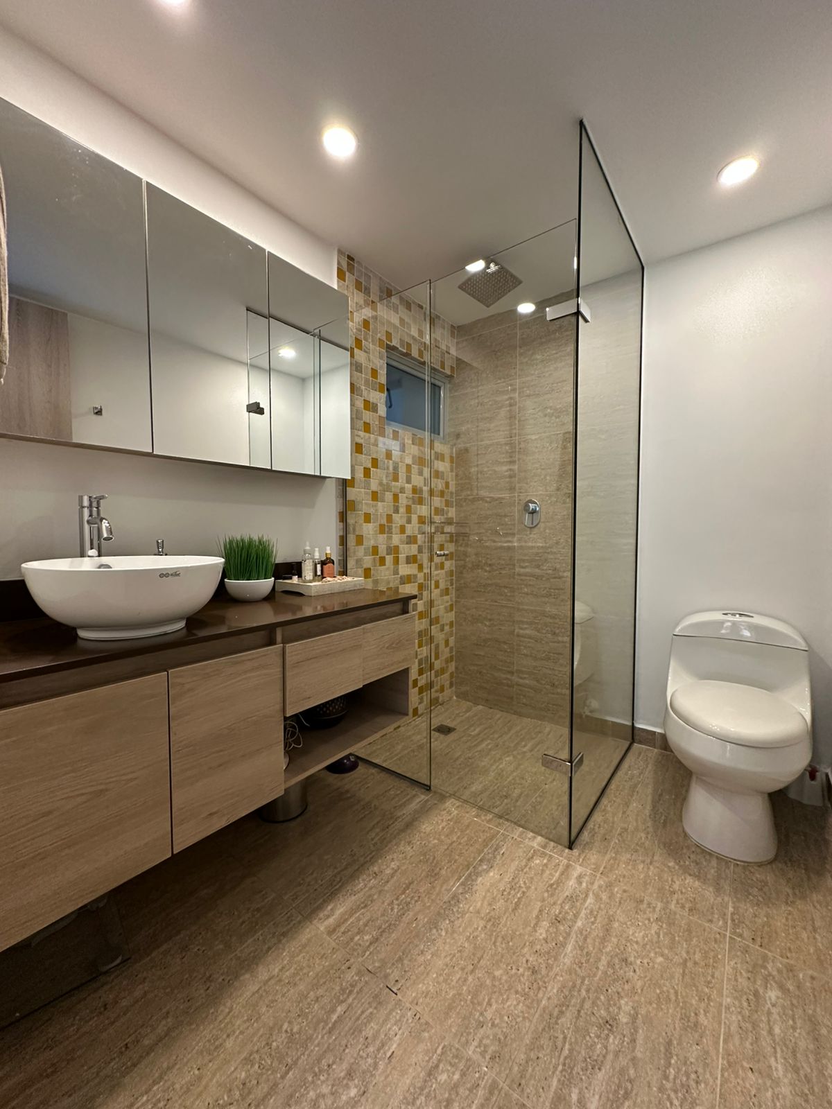 ARRIENDO APARTAMENTO AMOBLADO | EL POBLADO, ANTIOQUIA