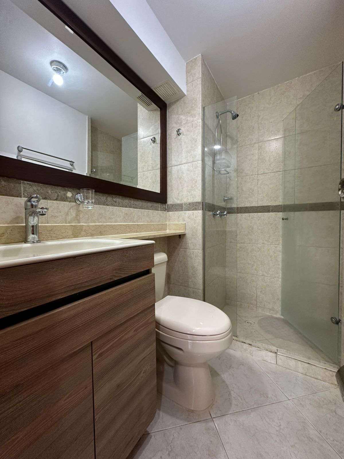 VENDO APTO DE 114M2 DOBLE PARQUEADERO | ENVIGADO, ANTIOQUIA