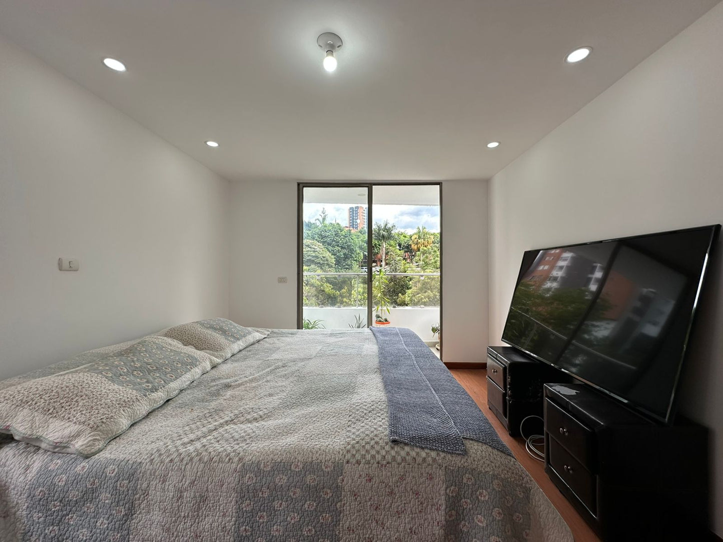 VENDO APTO DE 114M2 DOBLE PARQUEADERO | ENVIGADO, ANTIOQUIA