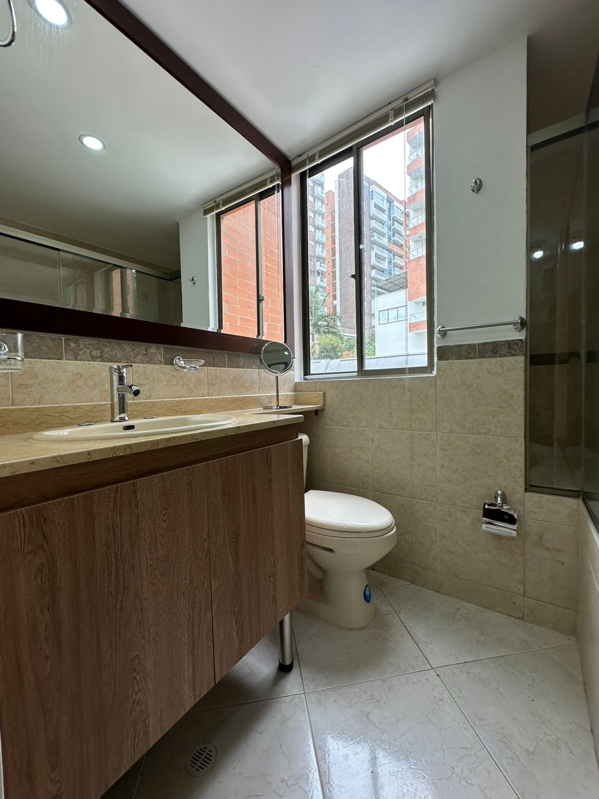VENDO APTO DE 114M2 DOBLE PARQUEADERO | ENVIGADO, ANTIOQUIA