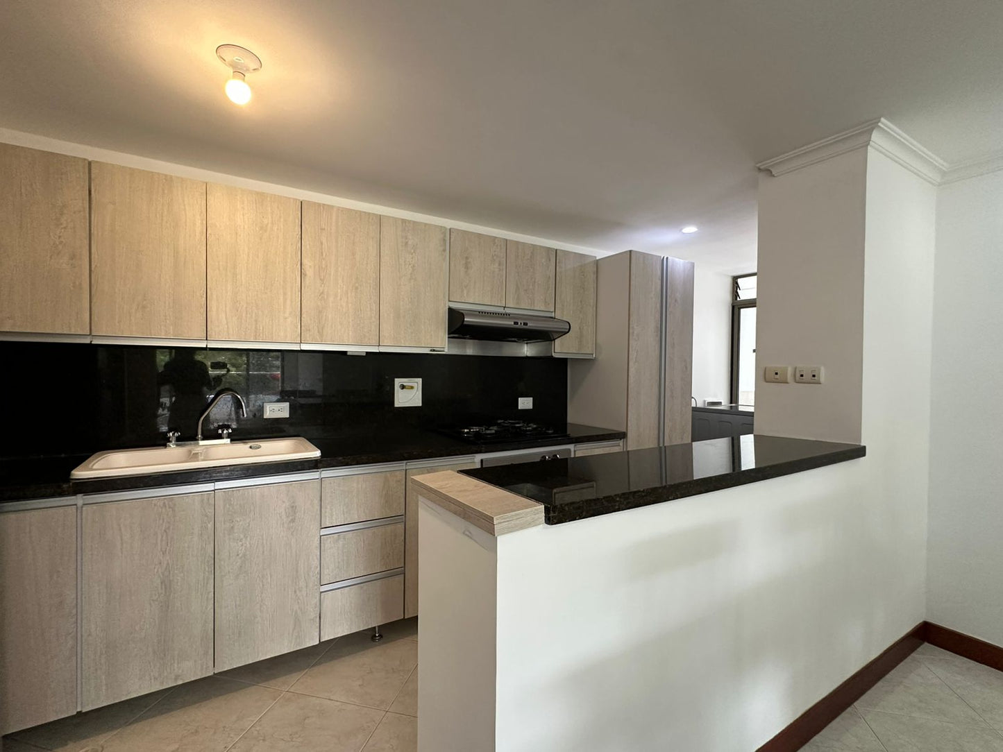 VENDO APTO DE 114M2 DOBLE PARQUEADERO | ENVIGADO, ANTIOQUIA