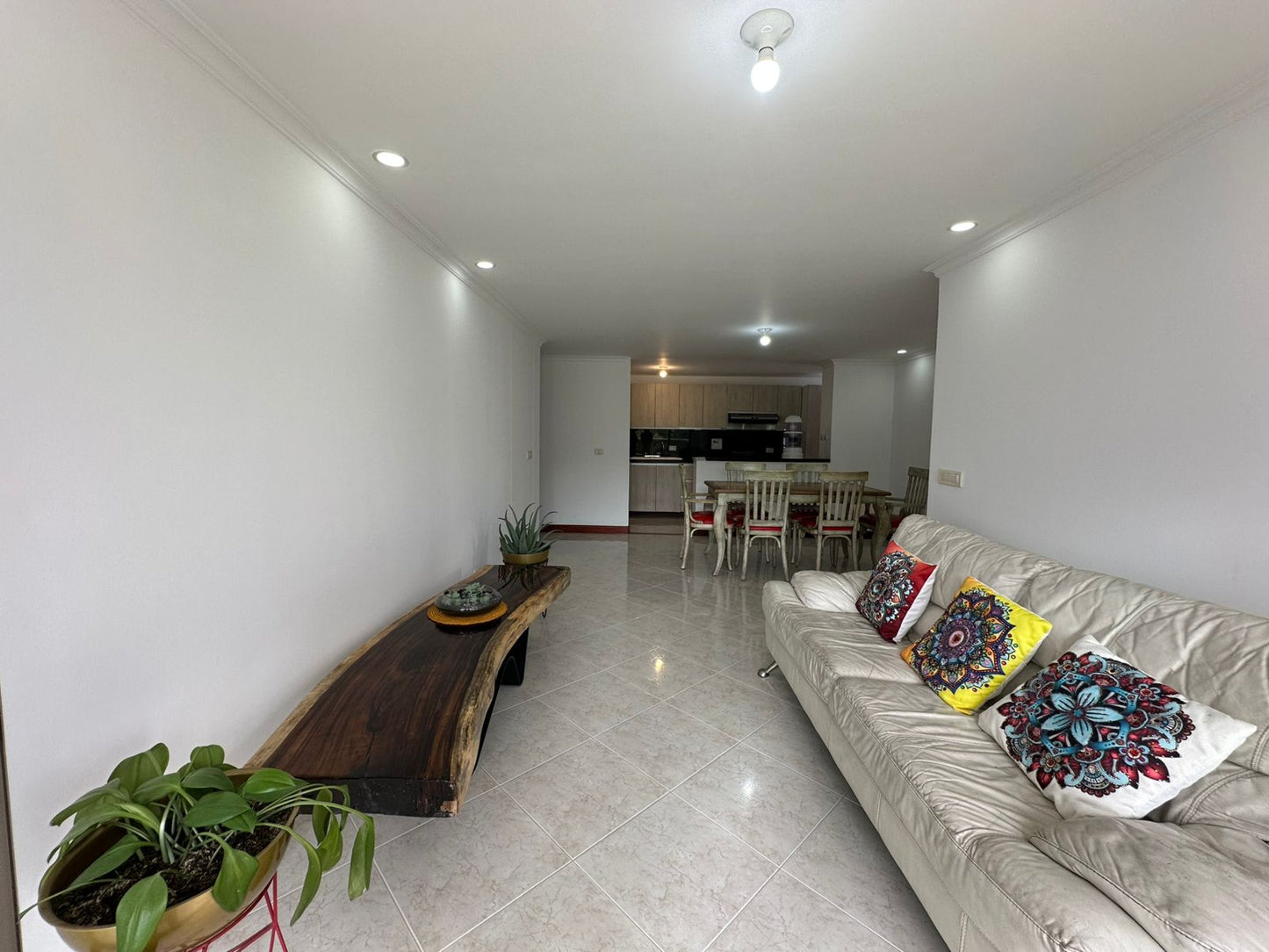 VENDO APTO DE 114M2 DOBLE PARQUEADERO | ENVIGADO, ANTIOQUIA