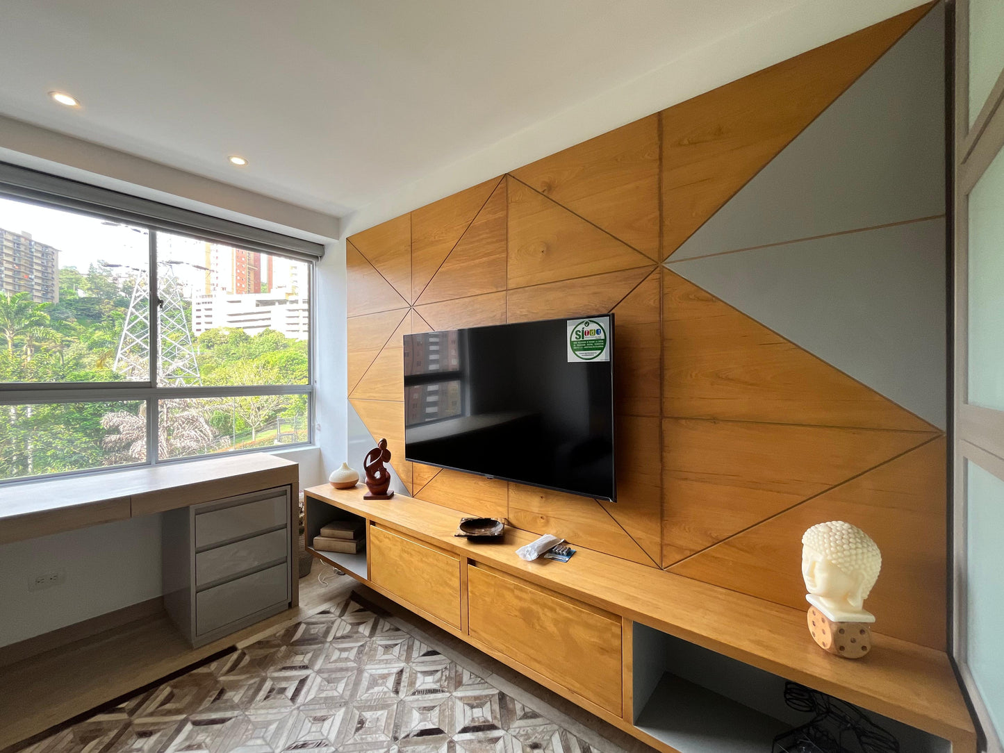 ARRIENDO APARTAMENTO AMOBLADO | EL POBLADO, ANTIOQUIA