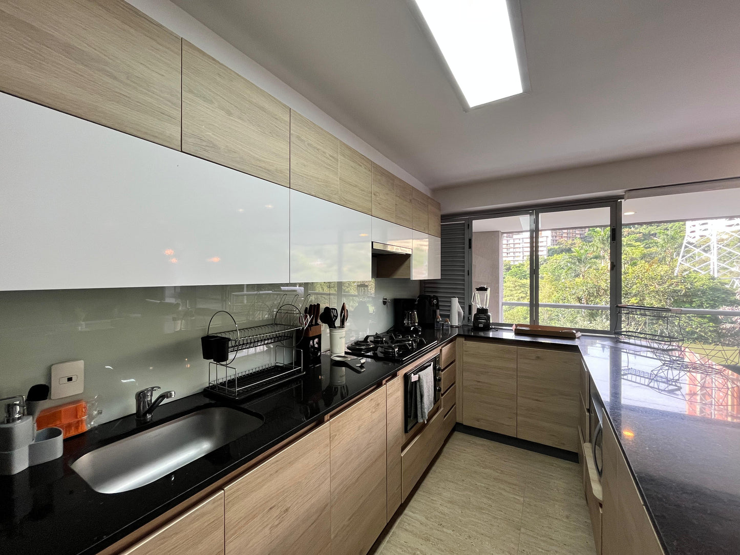 ARRIENDO APARTAMENTO AMOBLADO | EL POBLADO, ANTIOQUIA