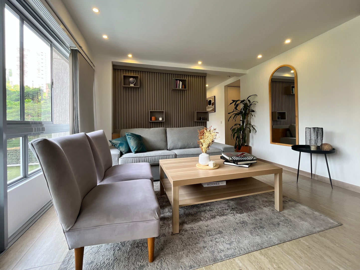 ARRIENDO APARTAMENTO AMOBLADO | EL POBLADO, ANTIOQUIA