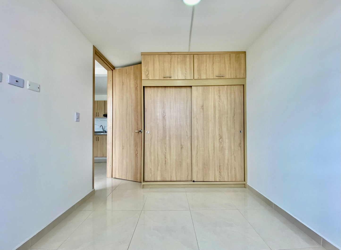 ARRIENDO APARTAESTUDIO ILUMINADO | CHIA CUNDINAMARCA