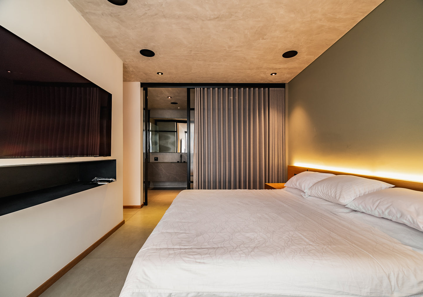 ARRIENDO APARTAESTUDIO AMOBLADO | POBLADO ALTO