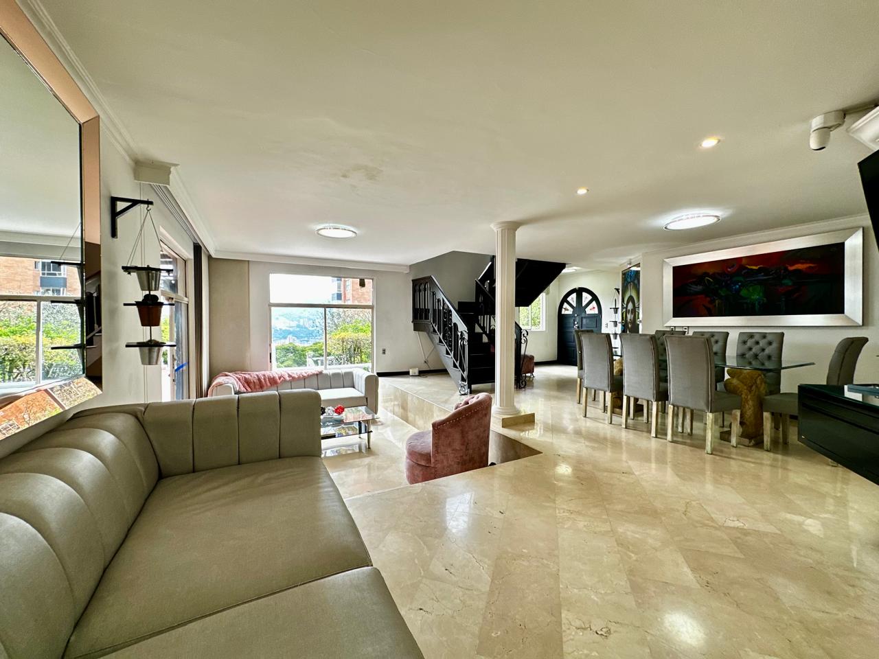 VENDO CASA TIPO MANSION 554 M2 | VIA LAS PALMAS, MEDELLIN