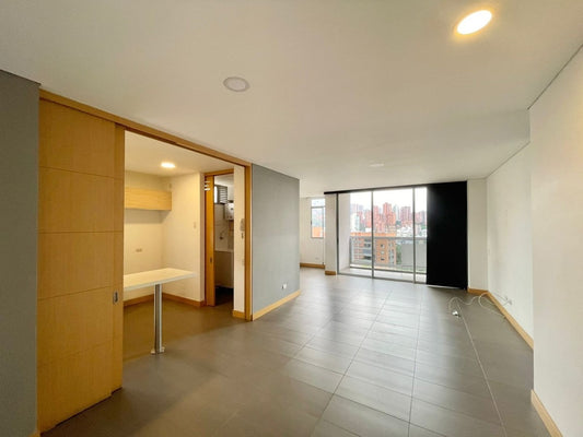 ARRIENDO APTO CON HERMOSOS TERMINADOS | POBLADO ALTO MEDELLIN