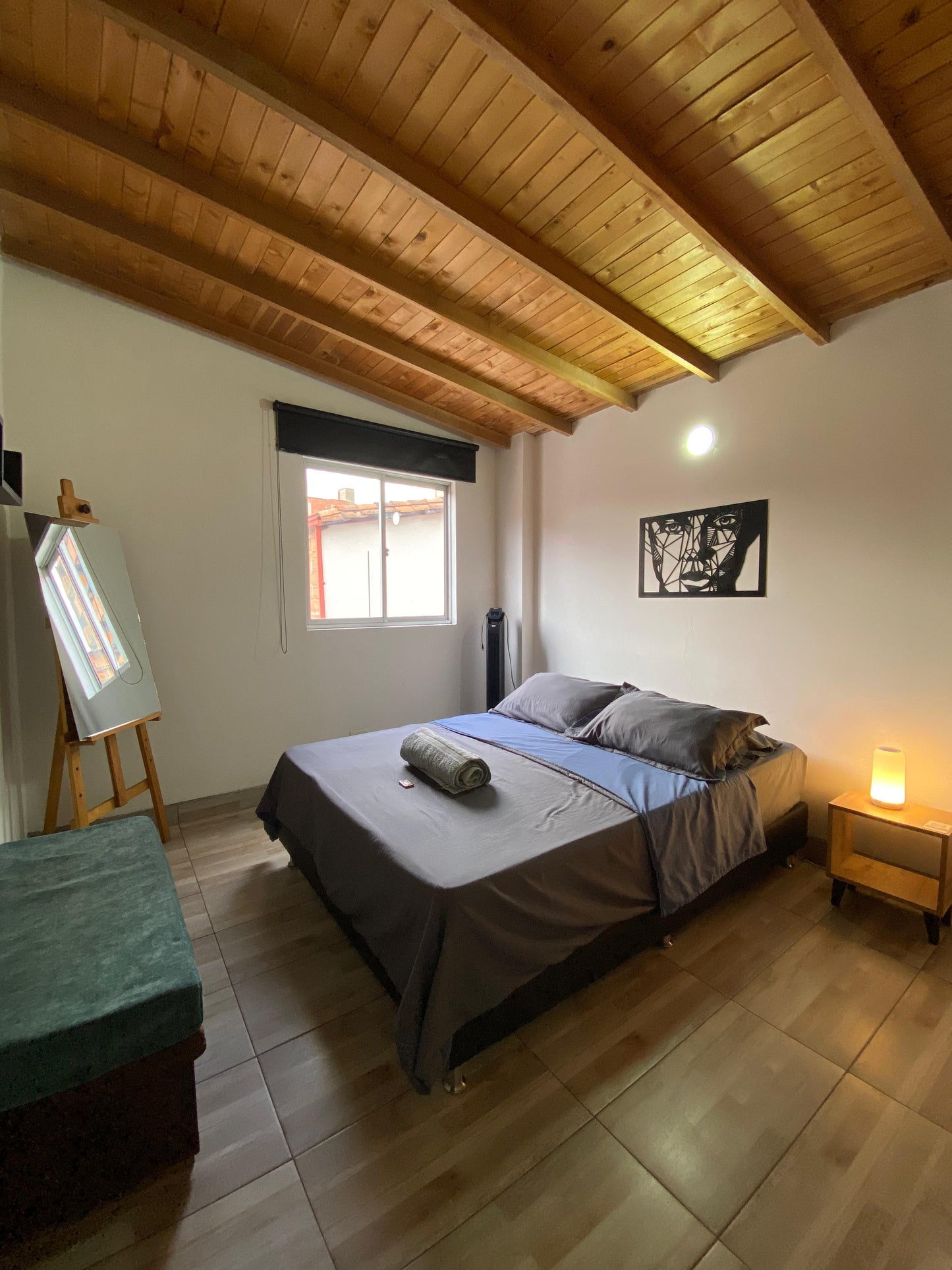 ARRIENDO APARTAESTUDIO AMOBLADO | LAURELES ESTADIO MEDELLÍN