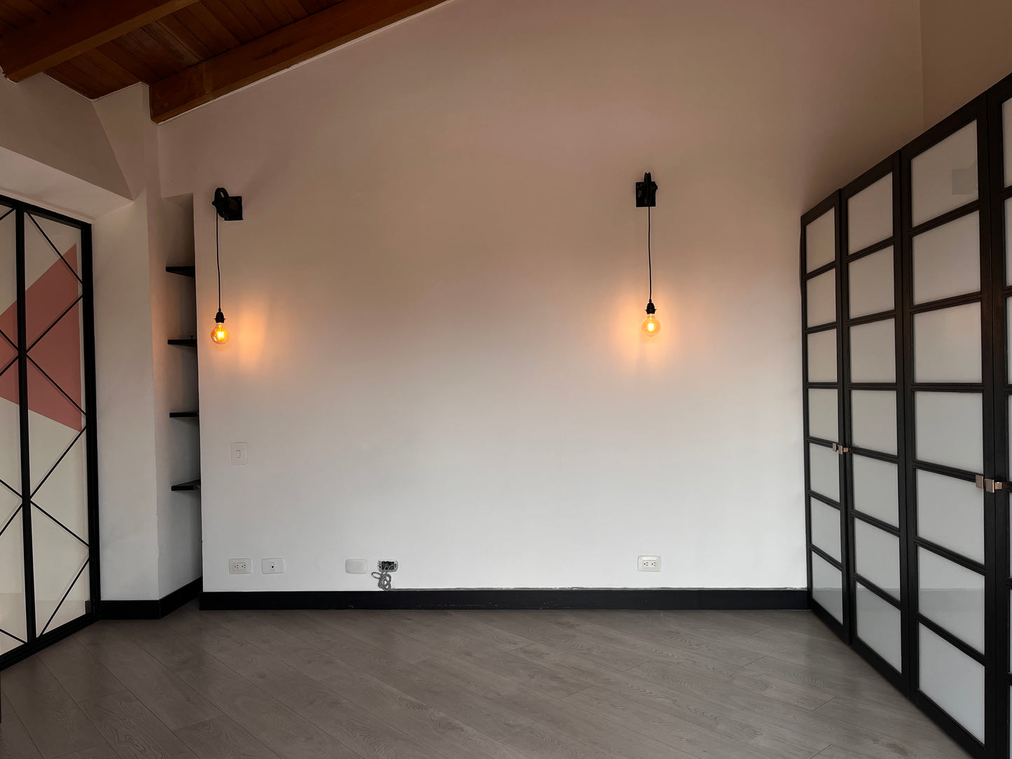 ARRIENDO APTO DUPLEX | BELLA SUIZA DE LUJO