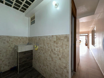 ARRIENDO APARTAESTUDIO CON PARQUEADERO PROPIO PARA MOTO O CARRO PEQUEÑO | GUSTAVO RESTREPO BOGOTÁ