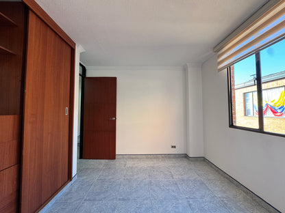 ARRIENDO APTO CON PARQUEADERO | Calvo Sur 📍 53M2