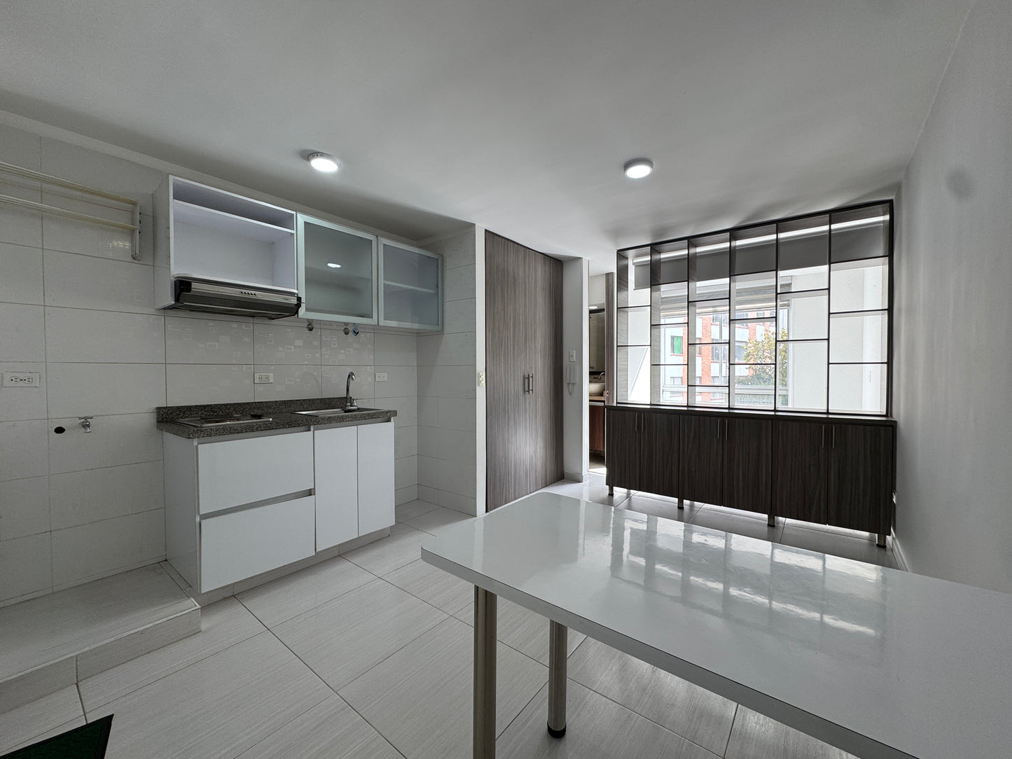 RENTÓ APARTAESTUDIO COLINA CAMPESTRE