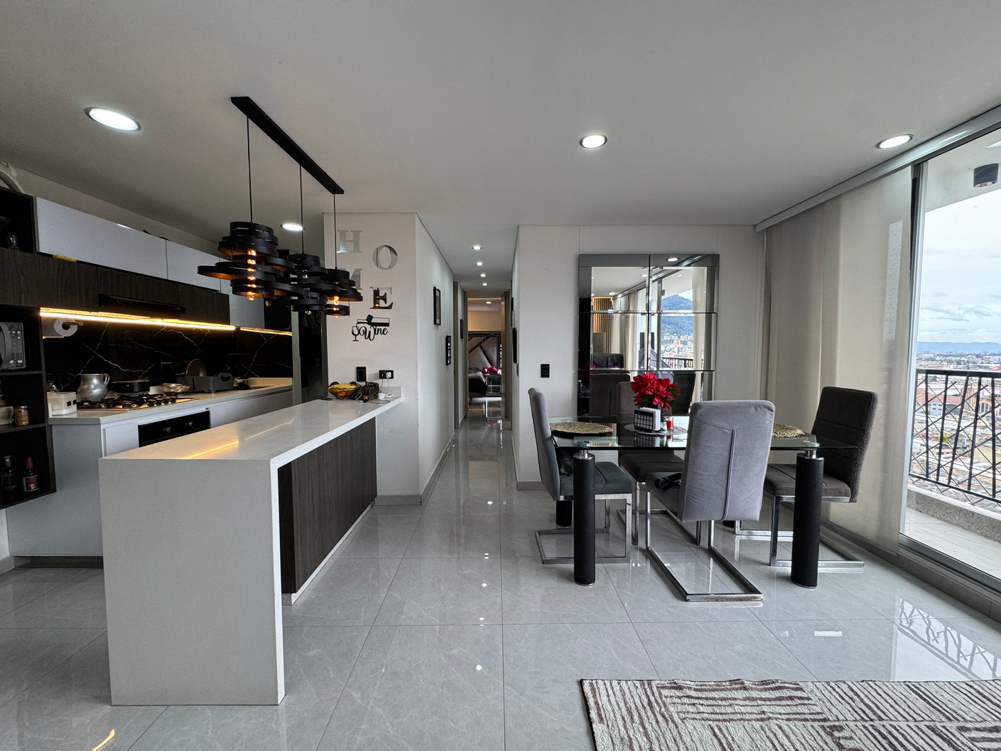 VENDO APTO con PARQUEADERO 76M2 | Ricaurte, Bogotá