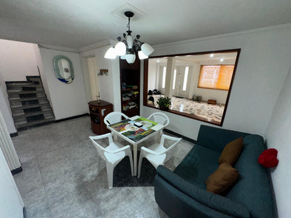 VENDO CASA CON PARQUEADEROS | CASTILLA BOGOTÁ