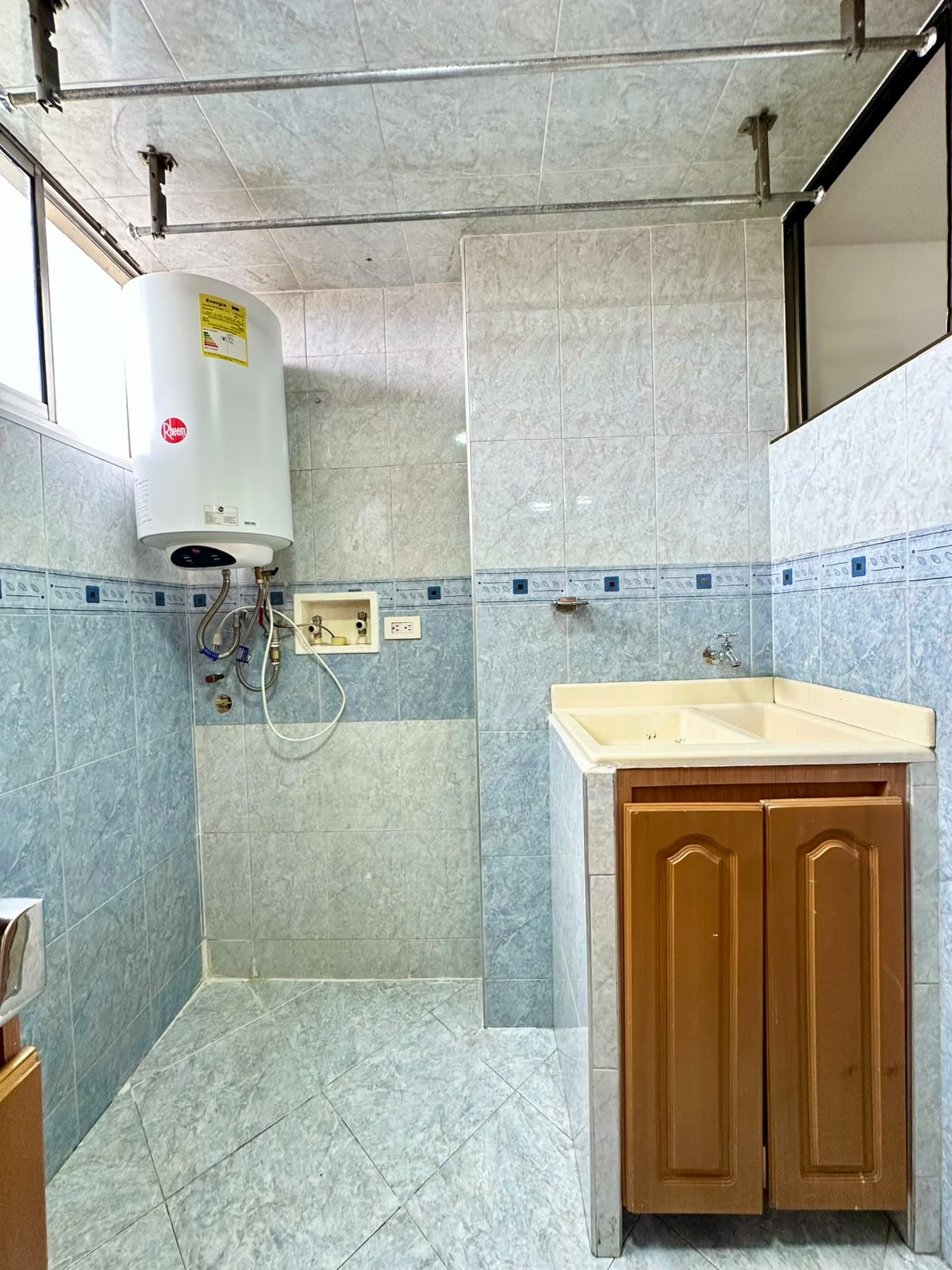 APARTAMENTO EN ARRIENDO – CHAPINERO ALTO | 80 M² + VISTA A LOS CERROS + PARQUEADERO 🌇🔥
