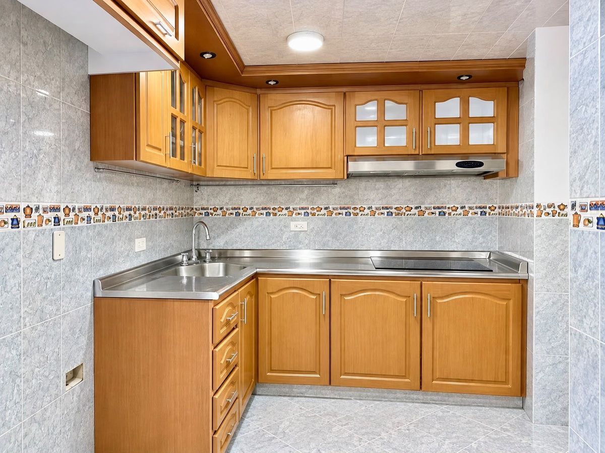 APARTAMENTO EN ARRIENDO – CHAPINERO ALTO | 80 M² + VISTA A LOS CERROS + PARQUEADERO 🌇🔥