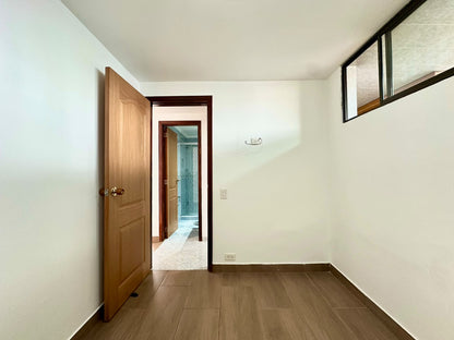 APARTAMENTO EN ARRIENDO – CHAPINERO ALTO | 80 M² + VISTA A LOS CERROS + PARQUEADERO 🌇🔥