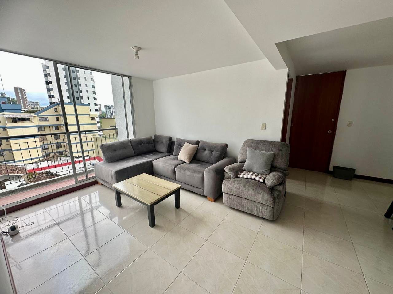 ARRIENDO APARTAMENTO AMPLIO | PEREIRA