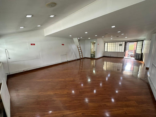 ARRIENDO CASA COMERCIAL AMPLIA | LA CASTELLANA BOGOTÁ