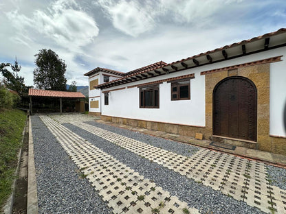 VENDO HERMOSA CASA DE 1600M2 | VILLA DE LEYVA