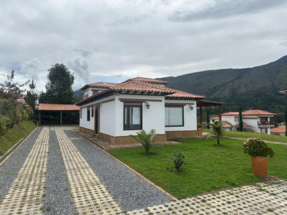 VENDO HERMOSA CASA DE 1600M2 | VILLA DE LEYVA