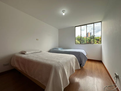 VENDO APTO DE 114M2 DOBLE PARQUEADERO | ENVIGADO, ANTIOQUIA
