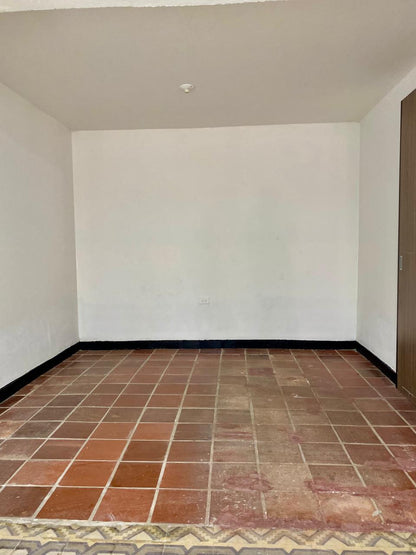 ARRIENDO BODEGA | RIO NEGRO BOGOTA