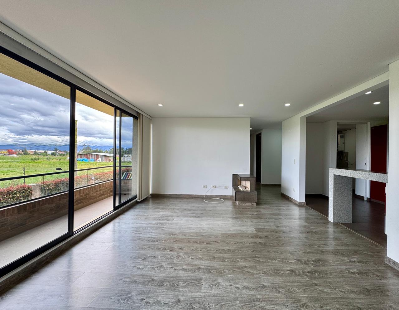 ARRIENDO APARTAMENTO MOSQUERA DE 92 m² CON BALCON Y PARQUEADERO