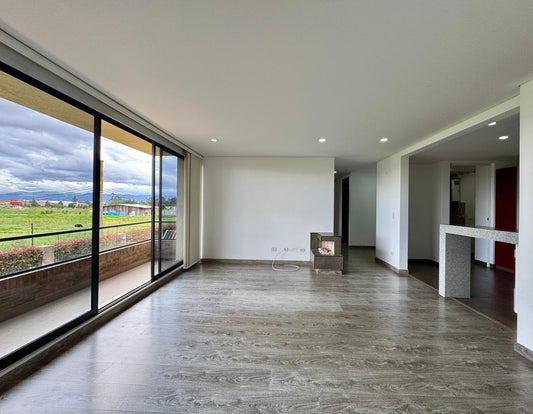 ARRIENDO APARTAMENTO MOSQUERA DE 92 m² CON BALCON Y PARQUEADERO